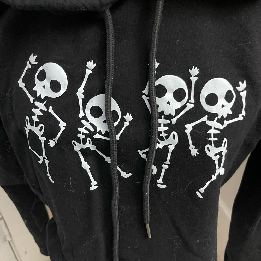 Extra large crop hoodie